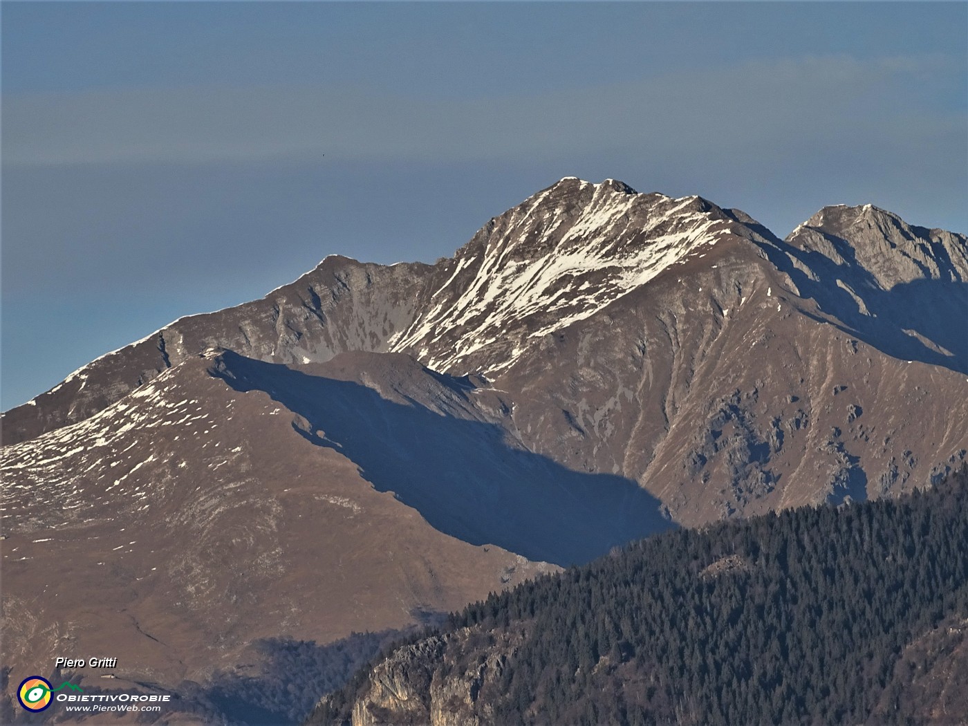 23 Zoom in Cima Menna (2300 m).JPG